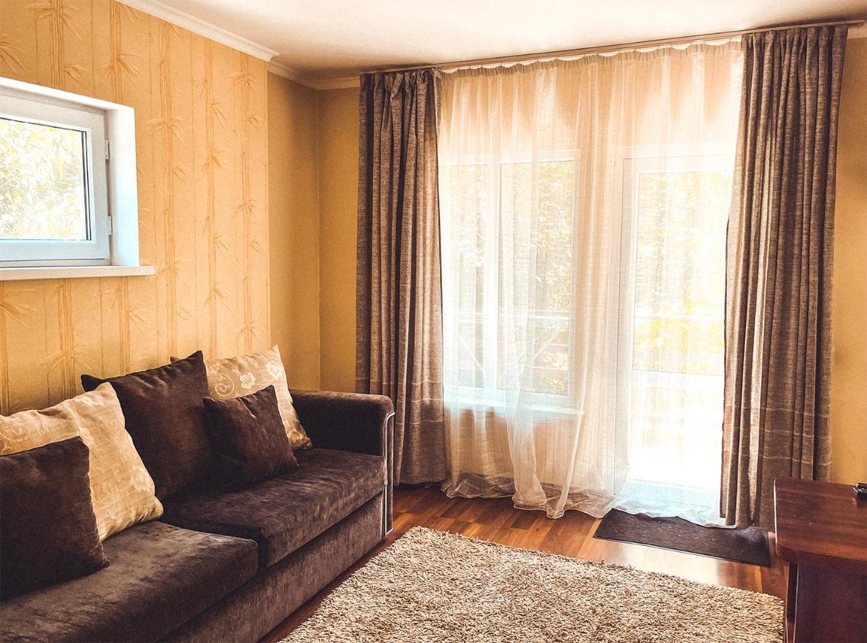Guest House Leto Долинка Экстерьер фото