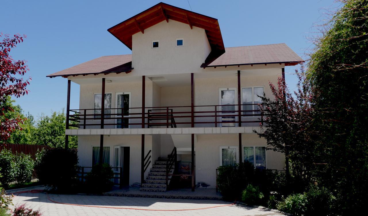 Guest House Leto Долинка Экстерьер фото