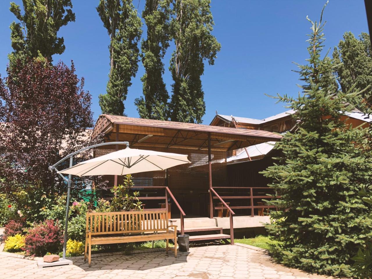 Guest House Leto Долинка Экстерьер фото